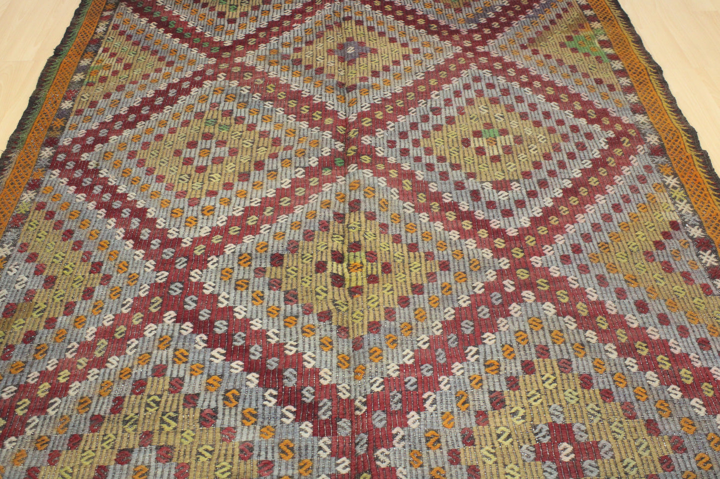 Handwoven Turkish Vintage Kilim (5'10" x 10'3")