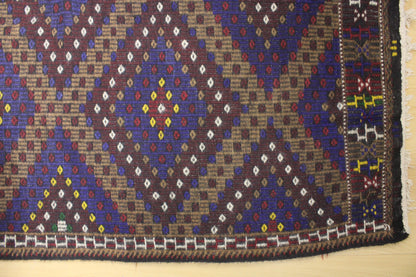 Handwoven Turkish Vintage Kilim (5'10" x 10'4")