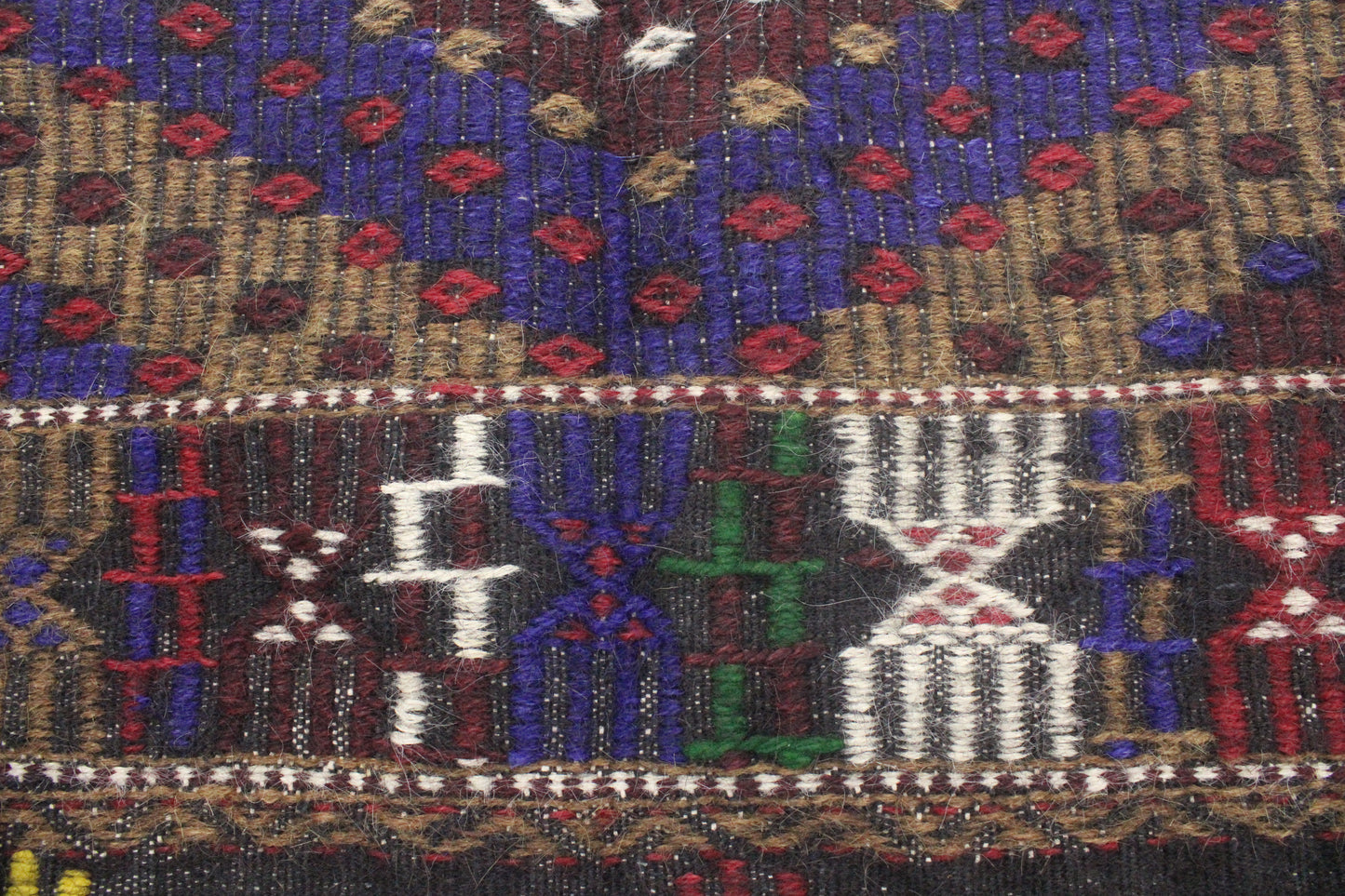 Handwoven Turkish Vintage Kilim (5'10" x 10'4")