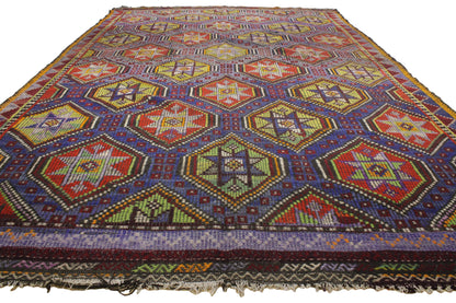 Handwoven Turkish Vintage Kilim (6'7" x 9'12")