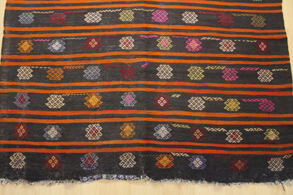 Handwoven Turkish Vintage Kilim (6'4" x 10'12")