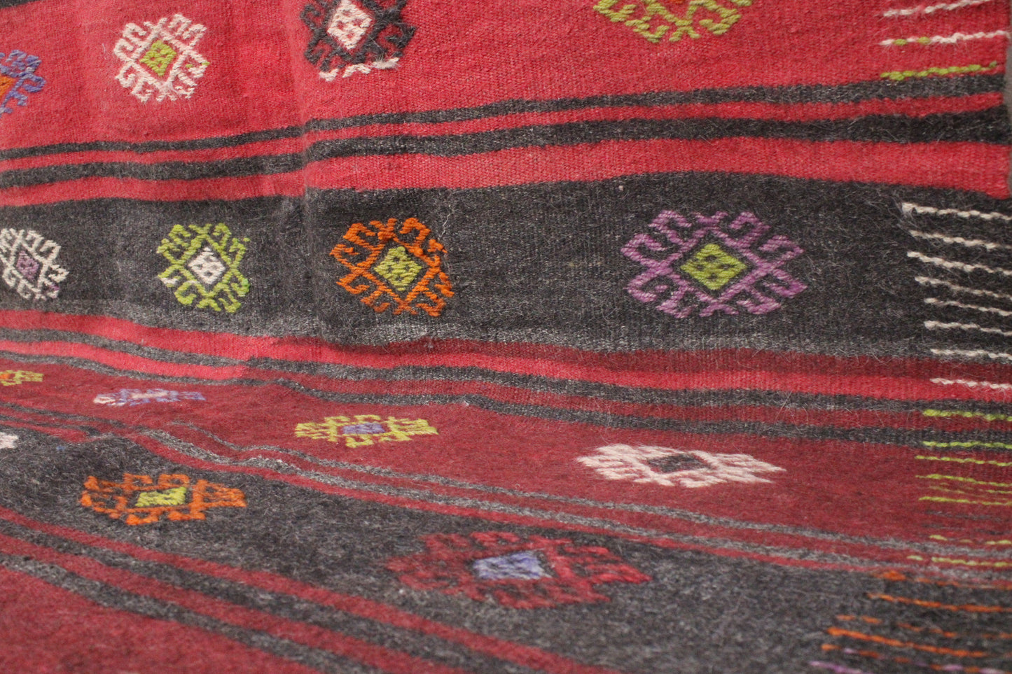 Handwoven Turkish Vintage Kilim (4'10" x 12'2")