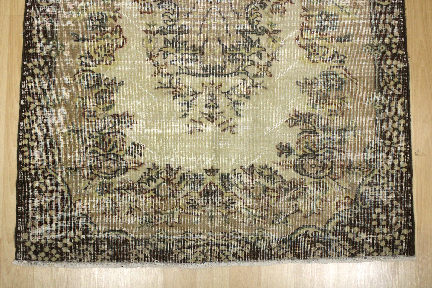 Hand-Knotted Vintage Turkish Rug (3'11" x 6'10")