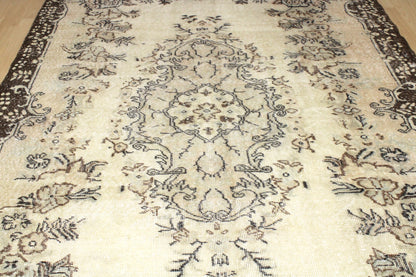 Hand-Knotted Vintage Turkish Rug (6'2" x 9'8")