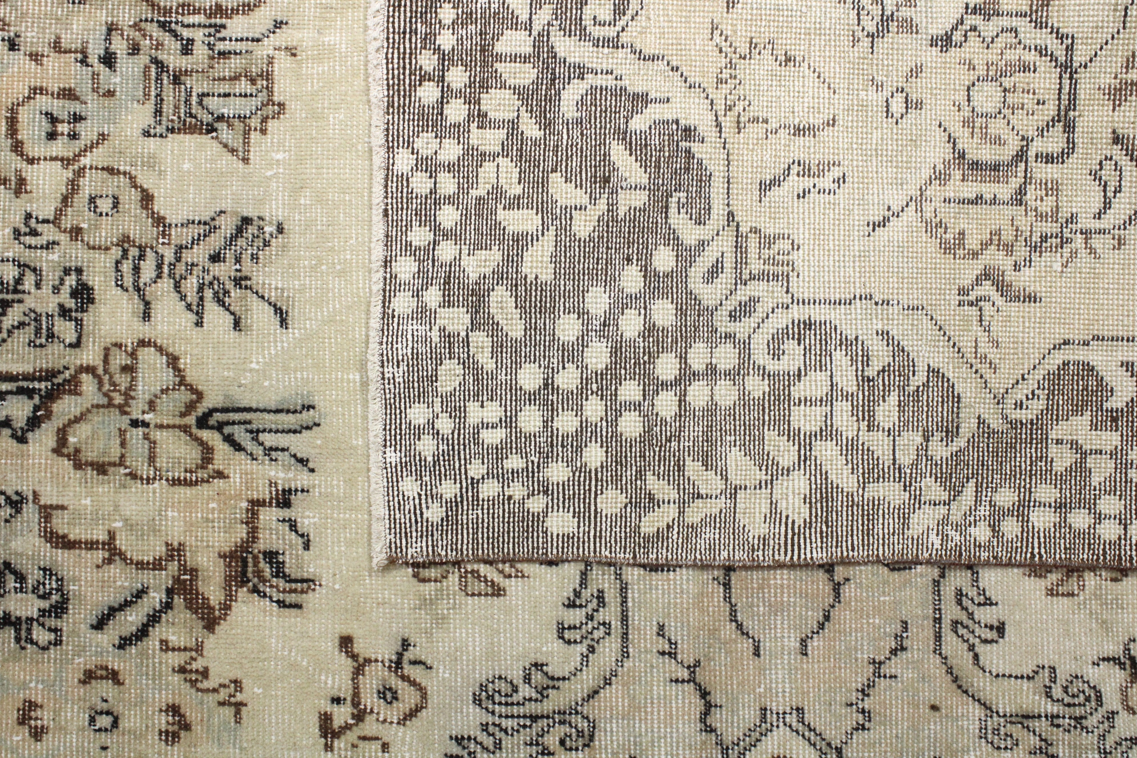 Turkish Vintage Hand-Knotted Wool Rug