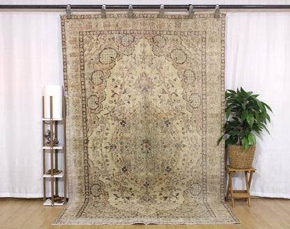 Hand-Knotted Vintage Turkish Rug (5'10" x 9'7")