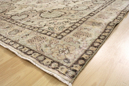 Hand-Knotted Vintage Turkish Rug (5'10" x 9'7")