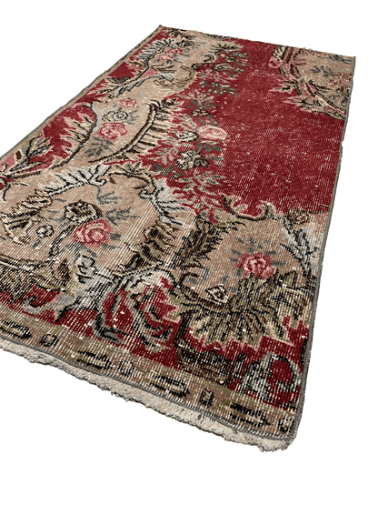 Hand-Knotted Vintage Turkish Rug (2'8" x 4'11")