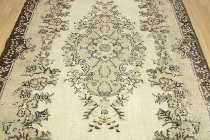 Hand-Knotted Vintage Turkish Rug (5'8" x 9'3")