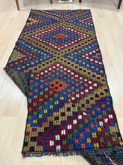 Handwoven Turkish Vintage Runner Kilim (2'8" x 6'7")