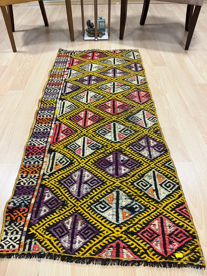 Handwoven Turkish Vintage Runner Kilim (2'2" x 4'11")