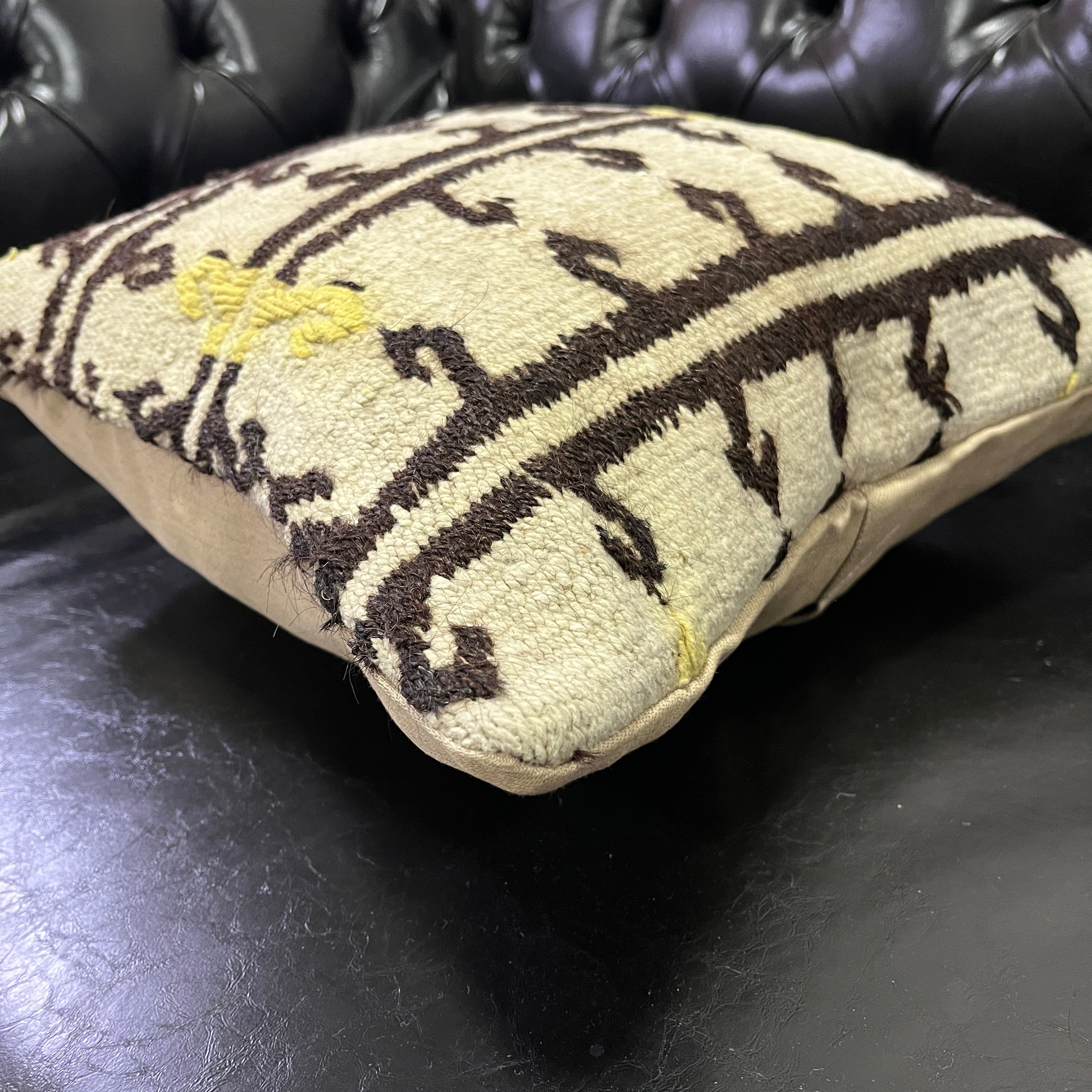 El Yapımı Otantik Yastık Kılıfı