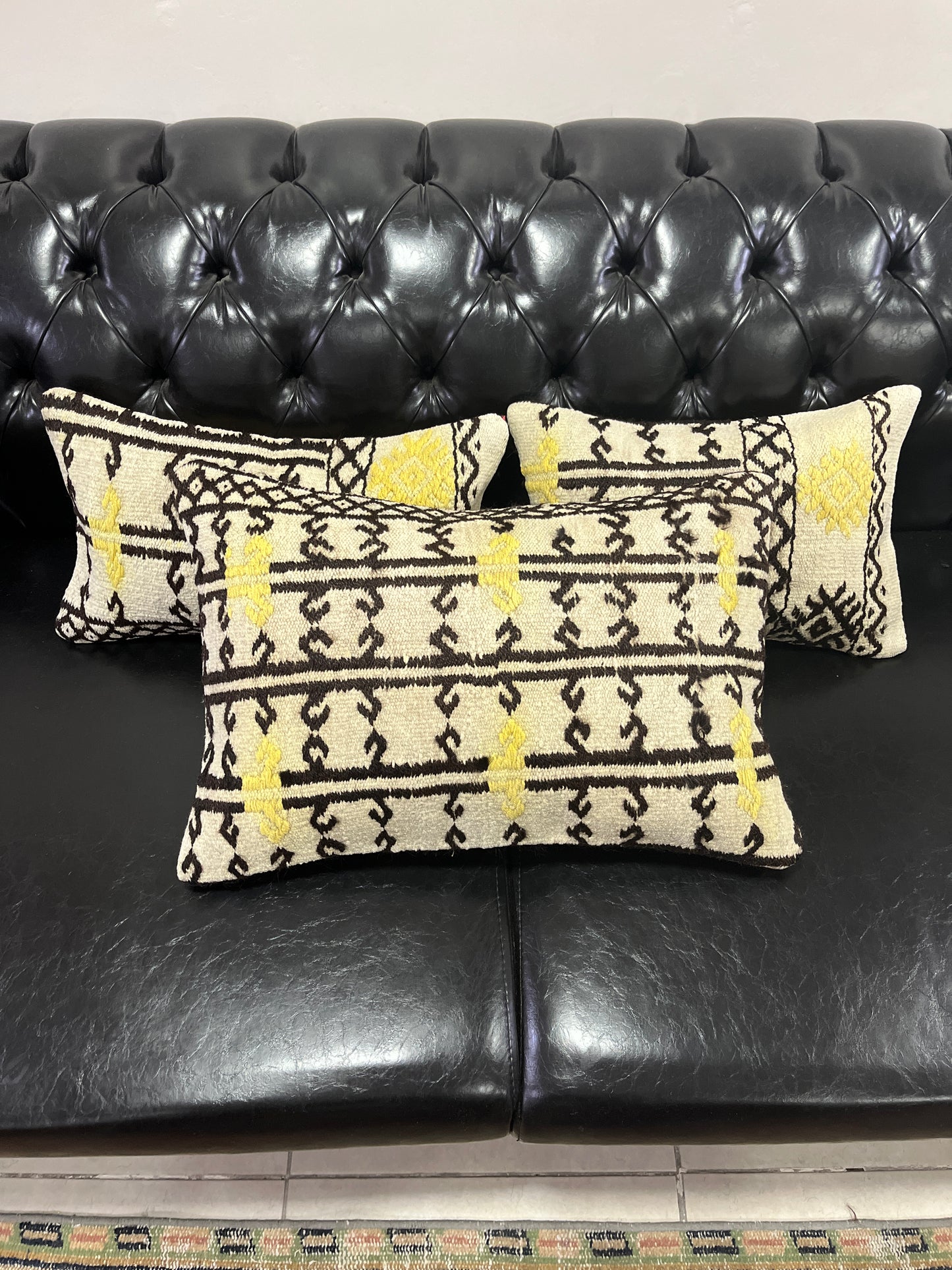 Ethnic Cushion Cover Set (16" x 24")