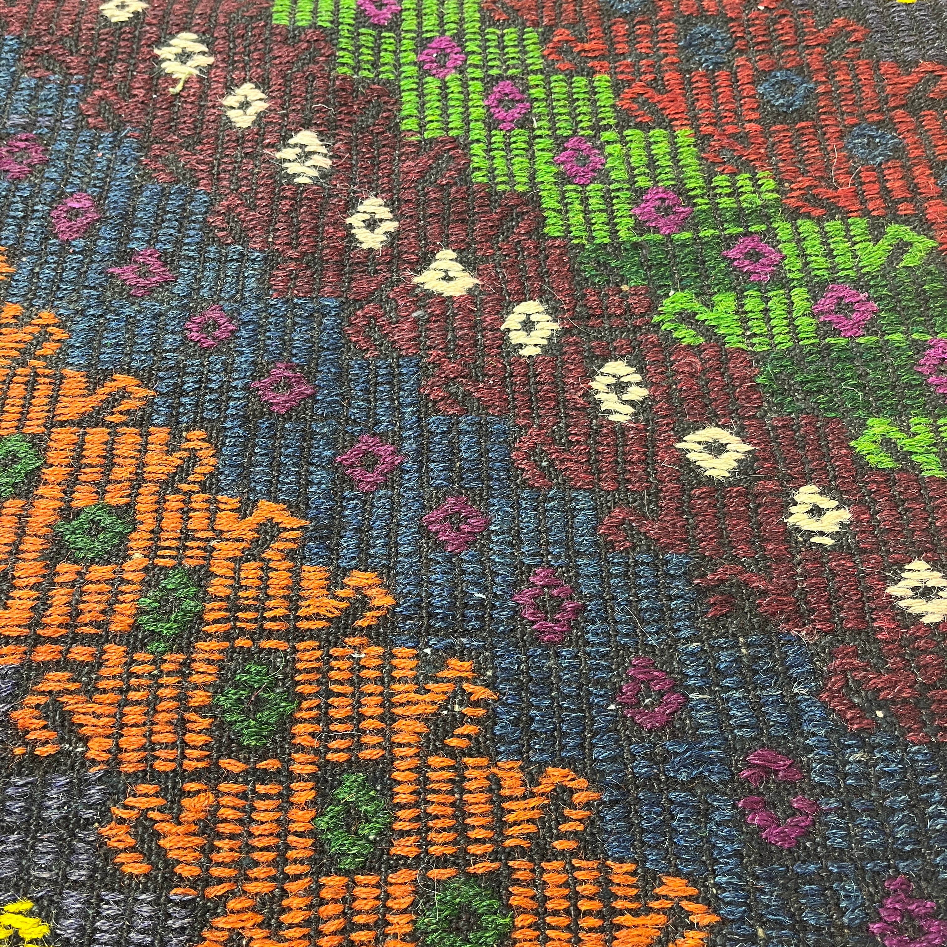 El Dokuma Anadolu Kök Boya Yün Kilim