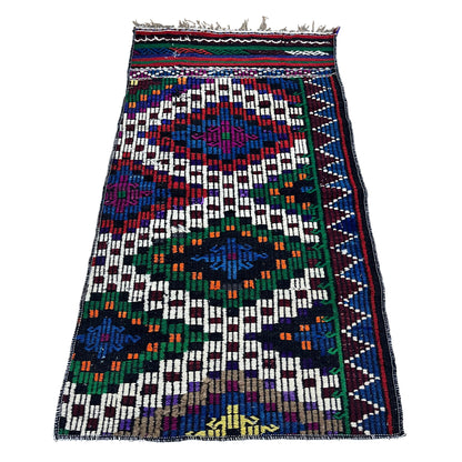 Handwoven Turkish Vintage Kilim (2'7" x 4'7")