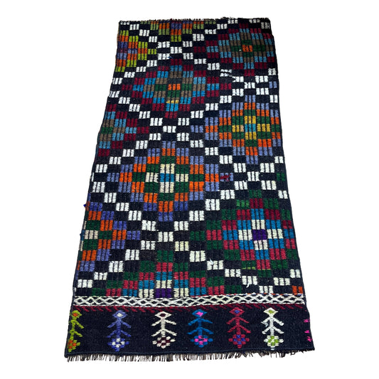 Handwoven Turkish Vintage Kilim (2'8" x 5'9")