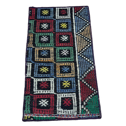 Handwoven Turkish Vintage Kilim (1'4" x 2'4")