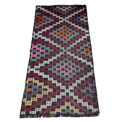 Handwoven Turkish Vintage Kilim (2'4" x 4'11")