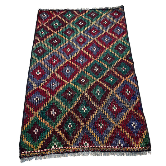 Handwoven Turkish Vintage Kilim (2'8" x 4'3")