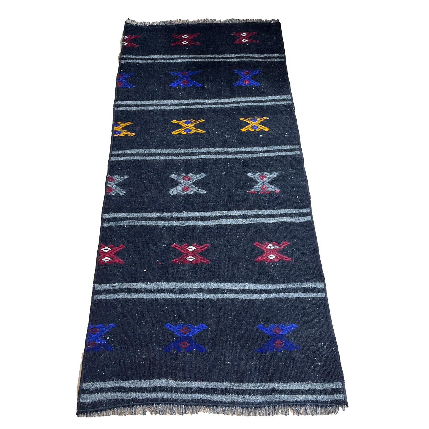 Handwoven Turkish Vintage Kilim (2'6" x 5'11")